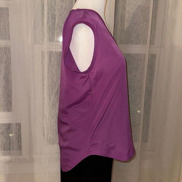 J. Crew 2 Magenta Pink Scoop Neck Lightweight Sleeveless Blouse Shell - Picture 5 of 10